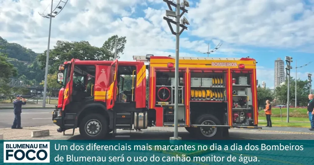 Novo Caminhão dos Bombeiros de Blumenau, Capacidade de 4000 Litros de Água, e Equipado com 96 Ferramentas. - Blumenau em Foco Portal de Notícias de Blumenau/SC