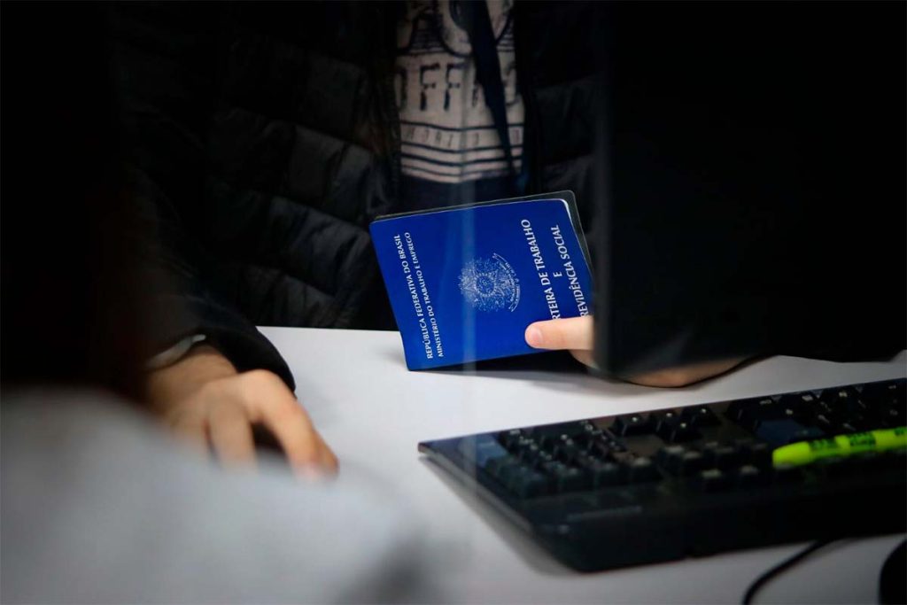 Vagas de Emprego Chegam a 10 Mil em SC. - Blumenau em Foco Portal de Notícias de Blumenau/SC