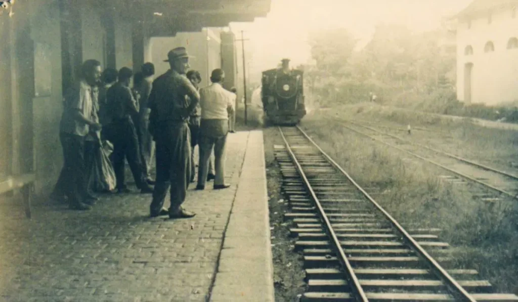 3. 18 de Julho de 1928: O Avanço da Estrada de Ferro Santa Catarina (EFSC) - Blumenau em Foco Portal de Notícias de Blumenau/SC 3. 18 de Julho de 1928: O Avanço da Estrada de Ferro Santa Catarina (EFSC) - Blumenau em Foco Portal de Notícias de Blumenau/SC