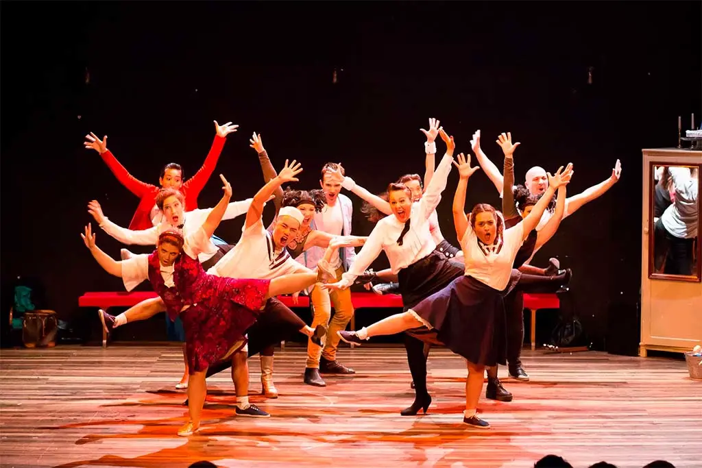 3. A Tradição Cultural: O Palco do FITUB em Julho. - Blumenau em Foco Portal de Notícias de Blumenau/SC.