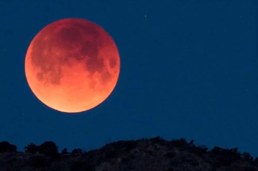 5. Dia 27 de Julho de 2018: A Histórica "Lua de Sangue" Vista do Vale. - Blumenau em Foco Portal de Notícias de Blumenau/SC.