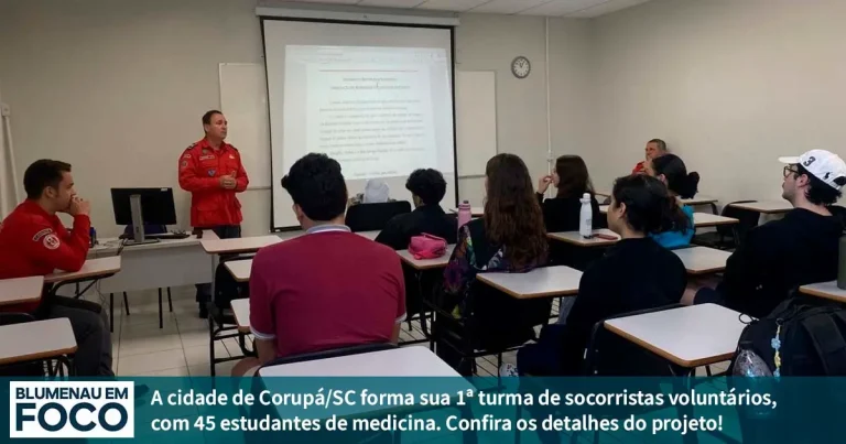 Corupá forma primeira turma de socorristas voluntários composta por alunos de medicina. - Blumenau em Foco Portal de Notícias de Blumenau/SC.