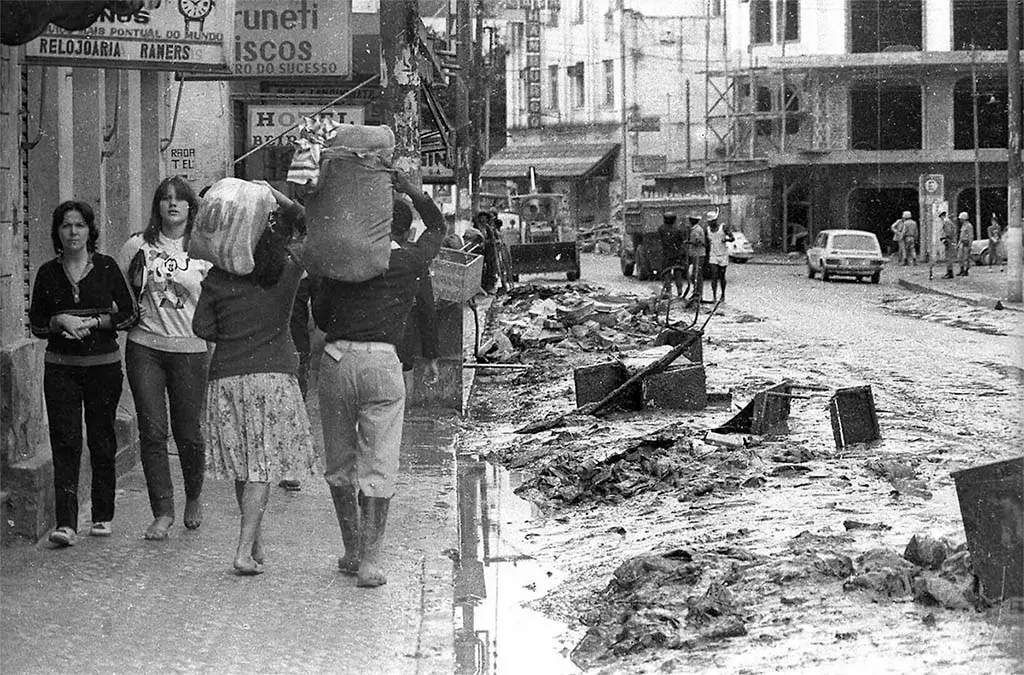 4. O Mutirão da Reconstrução Pós-Enchente (Dia 14 de Agosto de 1983)