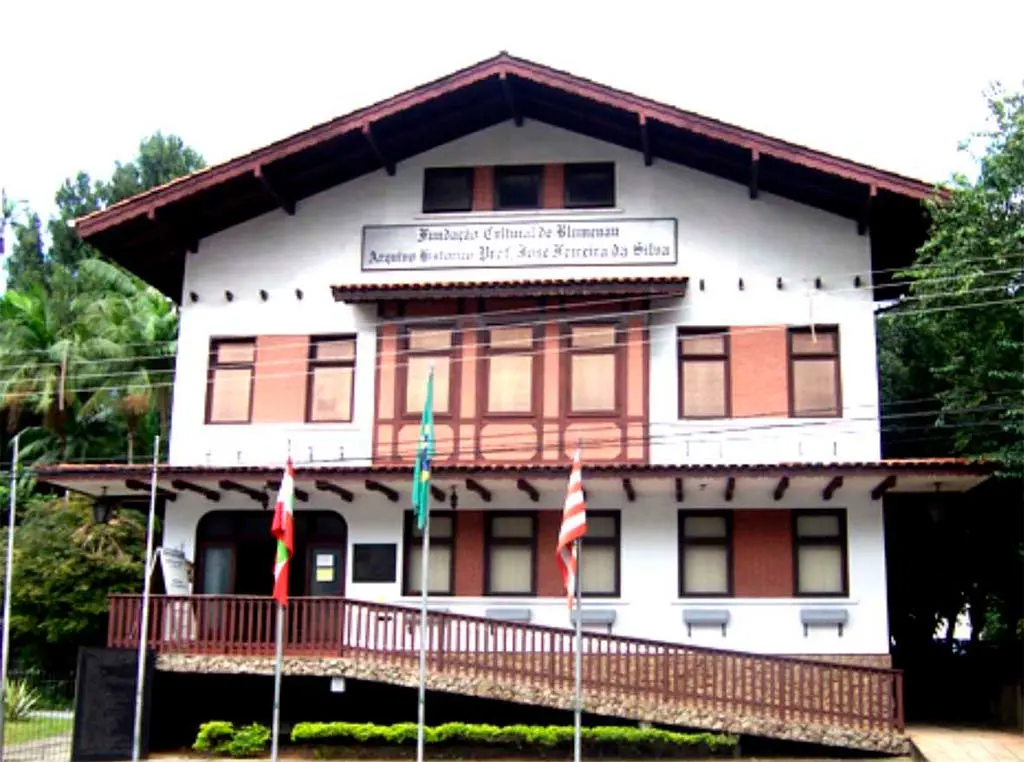 5. Ações de Preservação do Patrimônio Histórico (Dia 24 de Agosto de 2006) - Blumenau em Foco Portal de Notícias de Blumenau/SC.