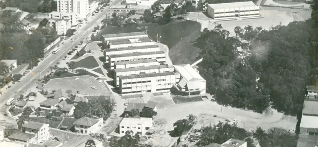 3. A Fundação e o Despertar do Ensino Superior (Agosto de 1964).