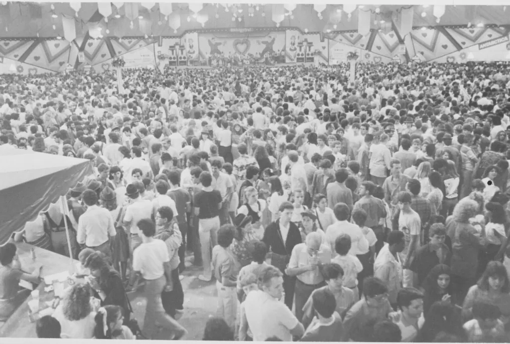 A Mobilização para a Primeira Oktoberfest (Dia 20 de Setembro de 1984)
